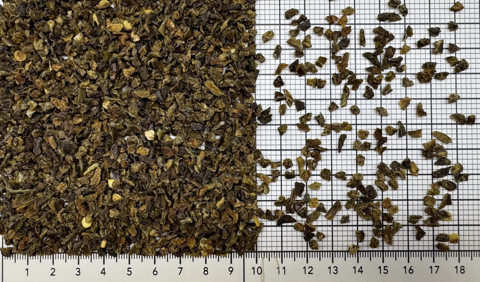 паприка зеленая 6х6 мм